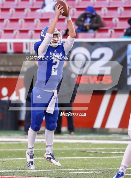 Thumbnail 3 in East vs. Bingham (UHSAA 6A Final) photogallery.