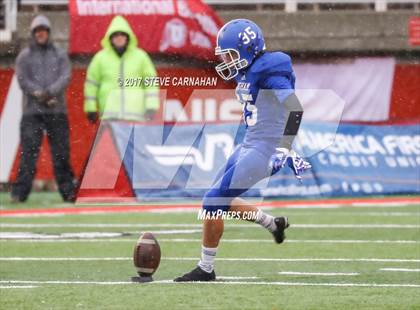 Thumbnail 1 in East vs. Bingham (UHSAA 6A Final) photogallery.