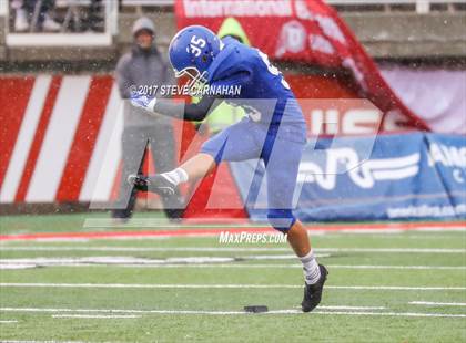 Thumbnail 3 in East vs. Bingham (UHSAA 6A Final) photogallery.
