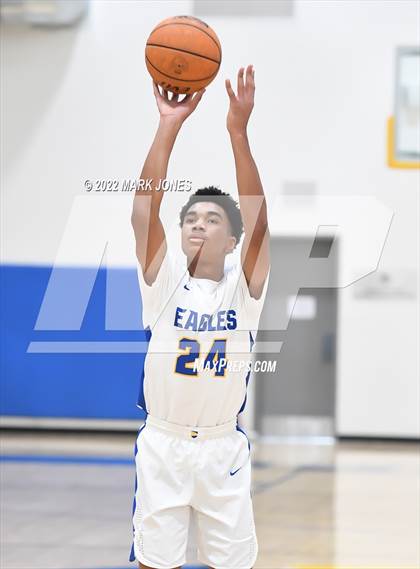 Thumbnail 3 in Phoenix Country Day vs. Salome (PCDS Desert Classic) photogallery.
