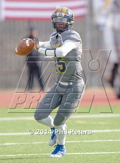 Thumbnail 2 in Ballou vs. Woodson (DCIAA Final) photogallery.