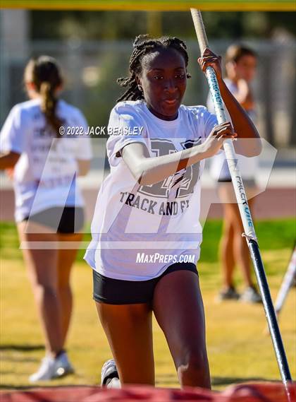 Thumbnail 1 in Chandler @ Hamilton (Girls) photogallery.