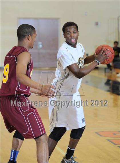 Thumbnail 1 in MBCA All-Star Game (Blue vs Maroon) photogallery.