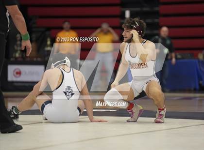 Thumbnail 3 in NYSPHAA Section XI Division I Finals photogallery.