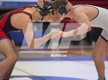 Thumbnail 2 in NYSPHAA Section XI Division I Finals photogallery.