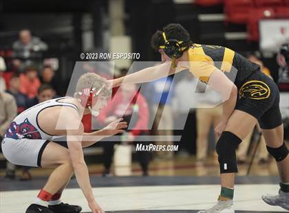 Thumbnail 3 in NYSPHAA Section XI Division I Finals photogallery.