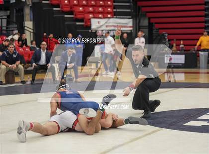 Thumbnail 2 in NYSPHAA Section XI Division I Finals photogallery.