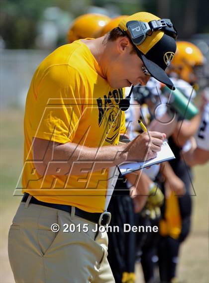 Thumbnail 1 in Raton @ McCurdy photogallery.