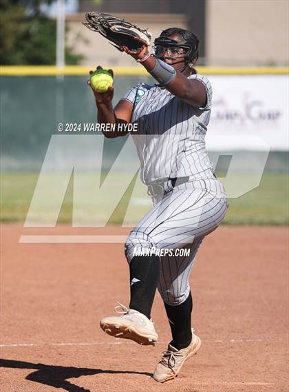 Thumbnail 2 in  Monterey Trail @ Sheldon (SJS Playoffs D1) photogallery.