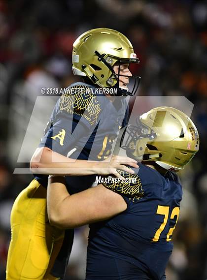 Thumbnail 1 in Lakeland vs. St. Thomas Aquinas (FHSAA 7A State Championship) photogallery.