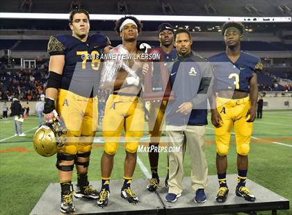 Thumbnail 3 in Lakeland vs. St. Thomas Aquinas (FHSAA 7A State Championship) photogallery.