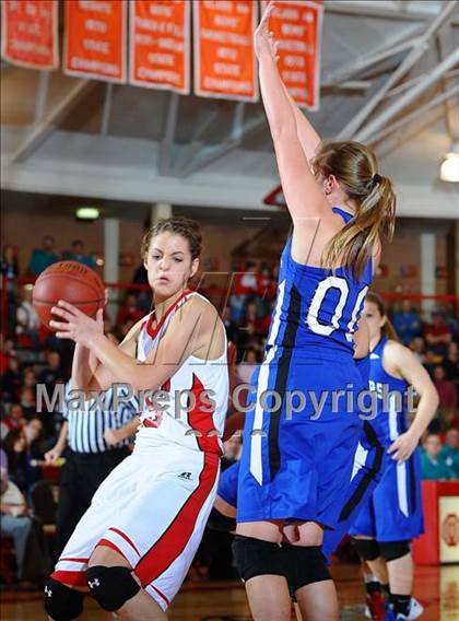 Thumbnail 2 in  McPherson vs Gardner Edgerton (McPherson Optimist Tournament) photogallery.