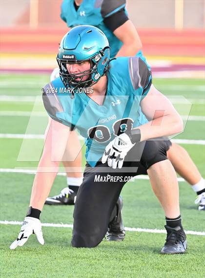 Thumbnail 1 in Highland vs. Centennial  (Scrimmage at Mountain Pointe) photogallery.