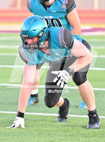 Thumbnail 2 in Highland vs. Centennial  (Scrimmage at Mountain Pointe) photogallery.
