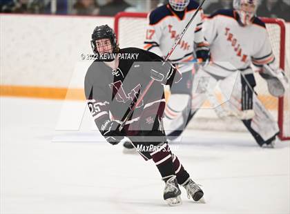 Thumbnail 1 in North Haven vs. Lyman Hall (SCC D2 Final) photogallery.