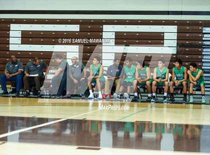Thumbnail 3 in La Canada vs Eagle Rock (Sierra Canyon Invitational) photogallery.