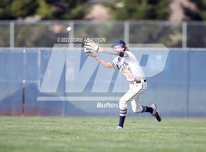 Thumbnail 3 in El Camino @ Vista del Lago photogallery.