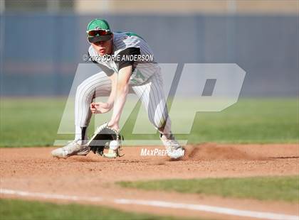 Thumbnail 1 in El Camino @ Vista del Lago photogallery.