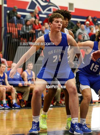 Thumbnail 1 in Van Alstyne @ Aubrey photogallery.