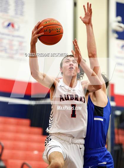 Thumbnail 1 in Van Alstyne @ Aubrey photogallery.