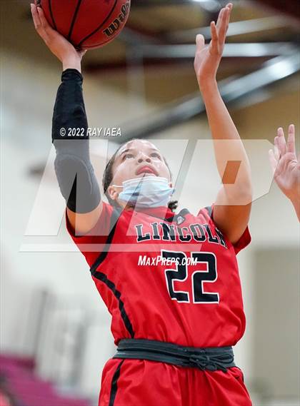 Thumbnail 3 in Lodi vs. Lincoln photogallery.