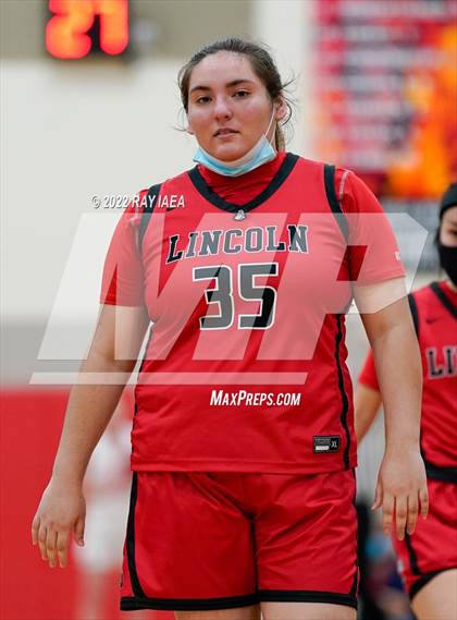 Thumbnail 2 in Lodi vs. Lincoln photogallery.