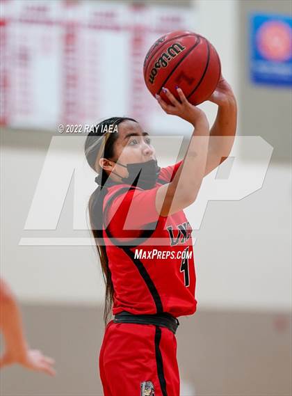 Thumbnail 3 in Lodi vs. Lincoln photogallery.