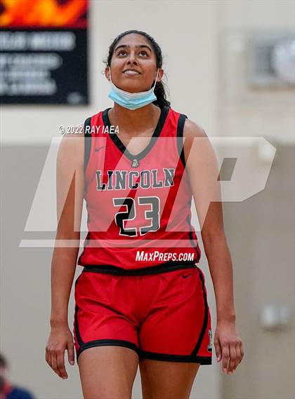 Thumbnail 3 in Lodi vs. Lincoln photogallery.