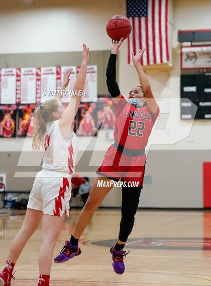Thumbnail 1 in Lodi vs. Lincoln photogallery.