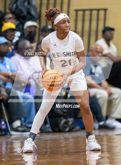 Thumbnail 1 in Cape Fear vs E.E. Smith (NCHSAA 3A Fourth Round) photogallery.