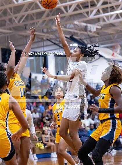Thumbnail 1 in Cape Fear vs E.E. Smith (NCHSAA 3A Fourth Round) photogallery.