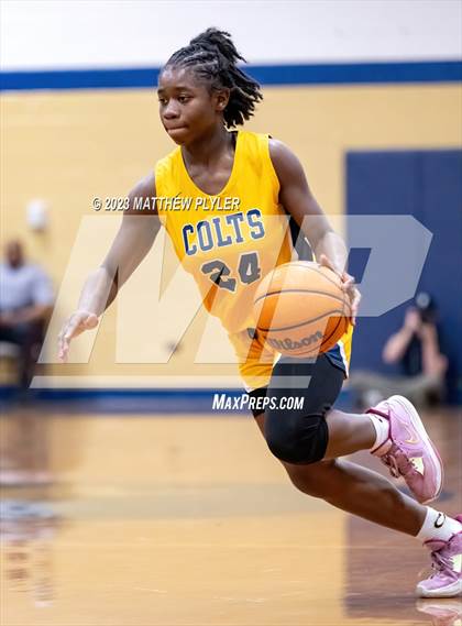 Thumbnail 1 in Cape Fear vs E.E. Smith (NCHSAA 3A Fourth Round) photogallery.