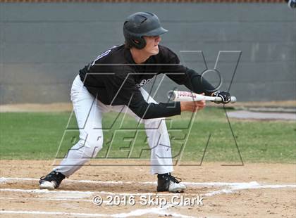 Thumbnail 2 in Mission Vista vs Carlsbad photogallery.