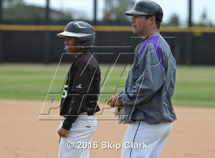 Thumbnail 3 in Mission Vista vs Carlsbad photogallery.