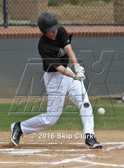 Thumbnail 3 in Mission Vista vs Carlsbad photogallery.