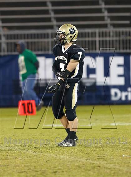 Thumbnail 1 in Windsor vs. Hand (CIAC Class L Final) photogallery.