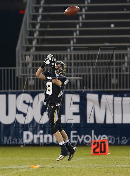 Thumbnail 1 in Windsor vs. Hand (CIAC Class L Final) photogallery.