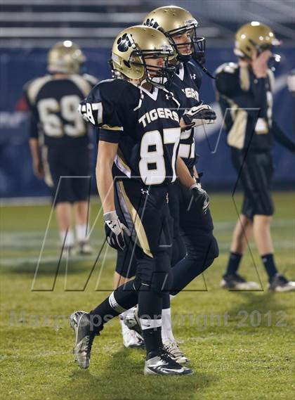 Thumbnail 2 in Windsor vs. Hand (CIAC Class L Final) photogallery.