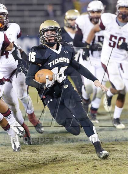 Thumbnail 1 in Windsor vs. Hand (CIAC Class L Final) photogallery.