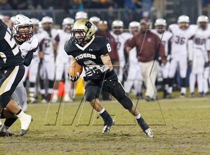 Thumbnail 2 in Windsor vs. Hand (CIAC Class L Final) photogallery.