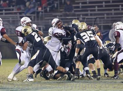 Thumbnail 3 in Windsor vs. Hand (CIAC Class L Final) photogallery.