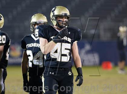 Thumbnail 2 in Windsor vs. Hand (CIAC Class L Final) photogallery.