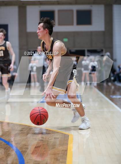 Thumbnail 1 in Davis vs. Corner Canyon (UHSAA 6A Semifinal) photogallery.