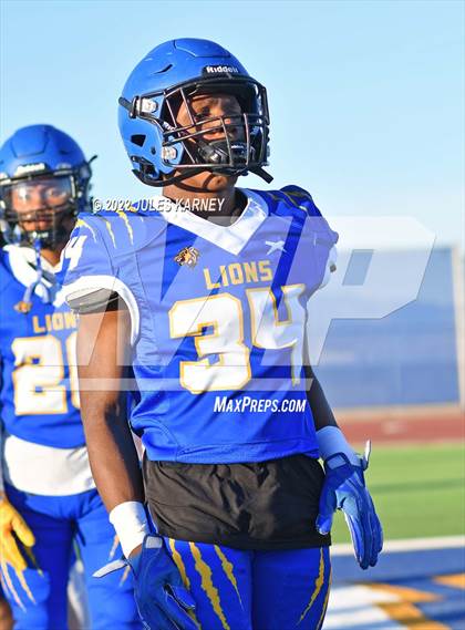 Thumbnail 1 in Durango @ Sierra Vista (4A State Football Playoffs) photogallery.