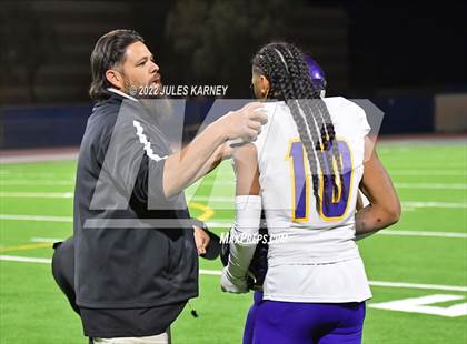 Thumbnail 3 in Durango @ Sierra Vista (4A State Football Playoffs) photogallery.