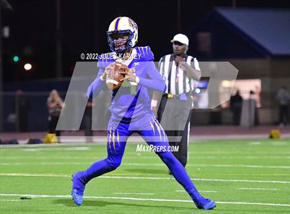 Thumbnail 1 in Durango @ Sierra Vista (4A State Football Playoffs) photogallery.