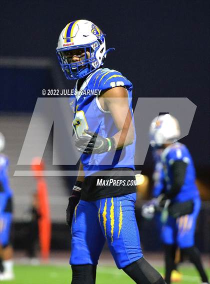 Thumbnail 1 in Durango @ Sierra Vista (4A State Football Playoffs) photogallery.