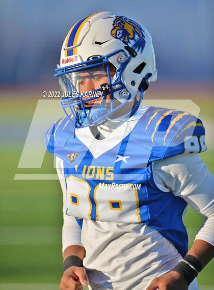 Thumbnail 2 in Durango @ Sierra Vista (4A State Football Playoffs) photogallery.