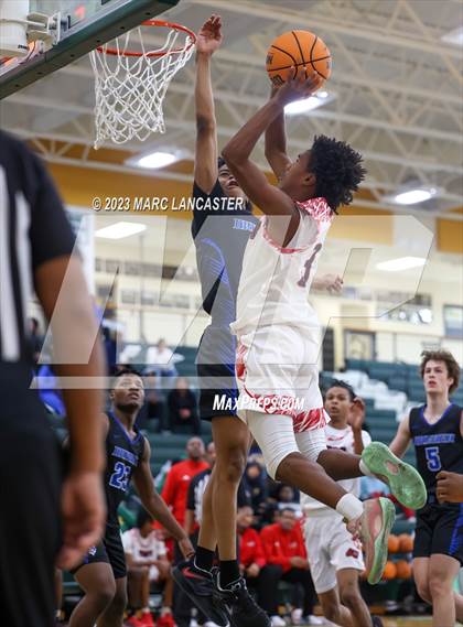 Thumbnail 1 in West Cabarrus vs. Dreher (Border Classic) photogallery.