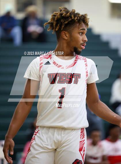 Thumbnail 1 in West Cabarrus vs. Dreher (Border Classic) photogallery.